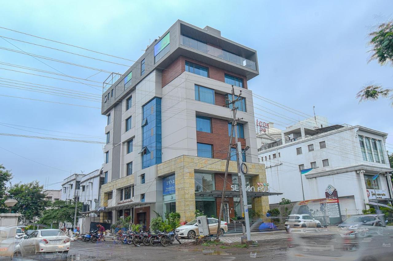 Hotel Season 4 -3-Star Hotel Sangli Exterior photo